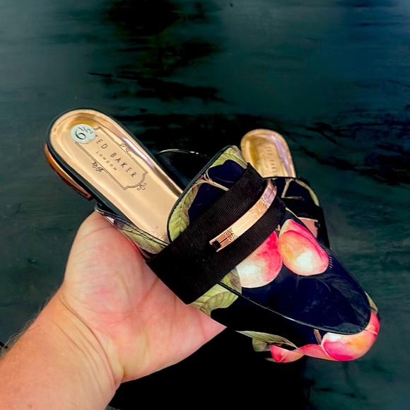 Ted Baker Women Loafer Flats Size  6.5 - Picture 3 of 3